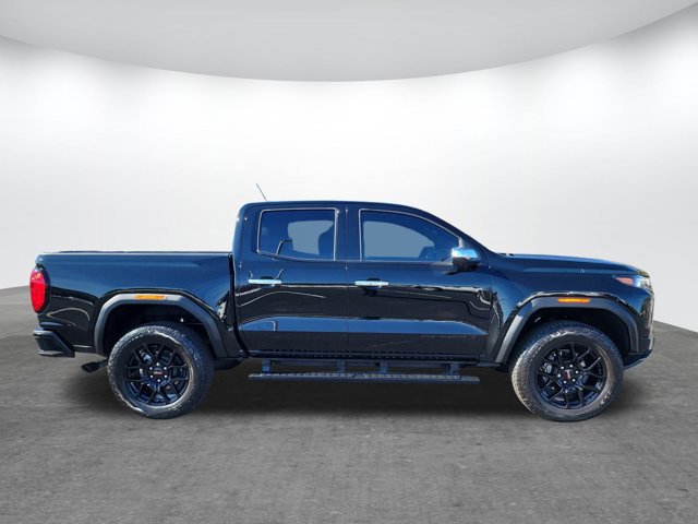 Used 2025 GMC Canyon Denali w/ LPO, Denali Black Edition image 4