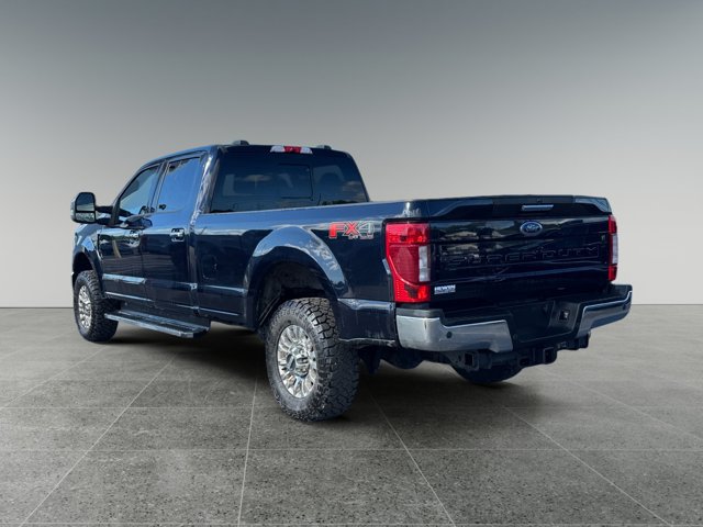Certified 2022 Ford F350 XLT w/ XLT Premium Package AWD/4WD image 3
