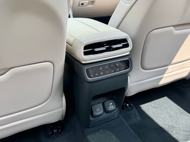 New 2025 Genesis GV80 3.5T Prestige image 24