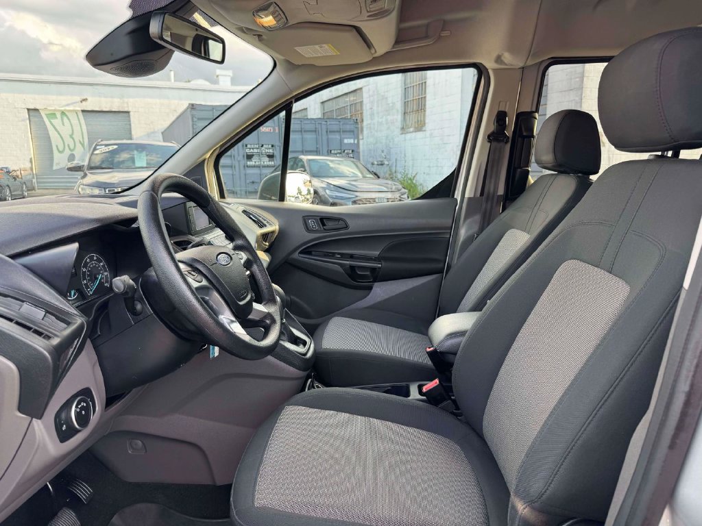 Used 2022 Ford Transit Connect XL FWD image 13