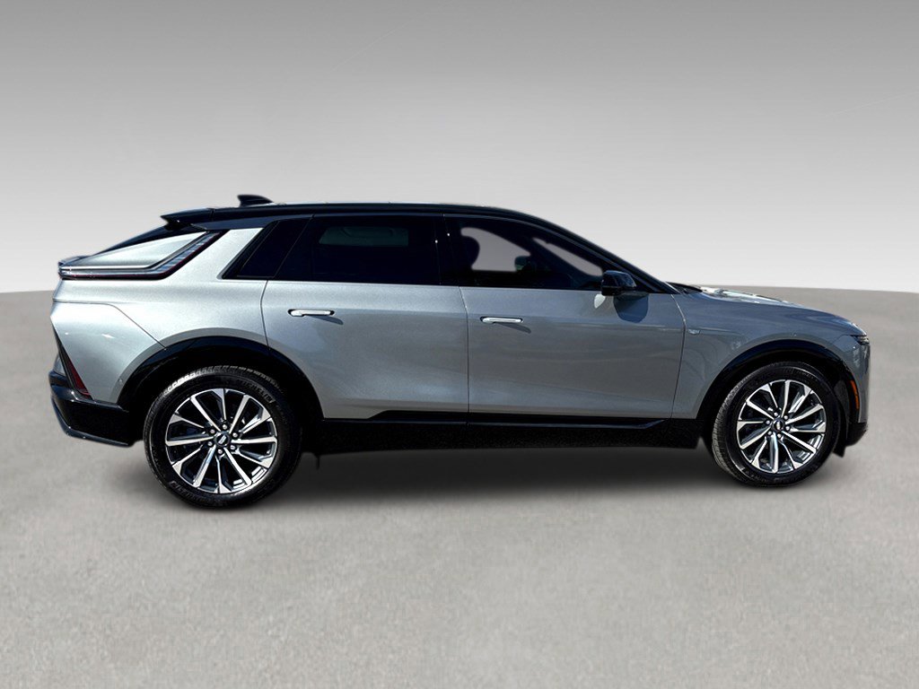 Used 2024 Cadillac Lyriq Sport image 25