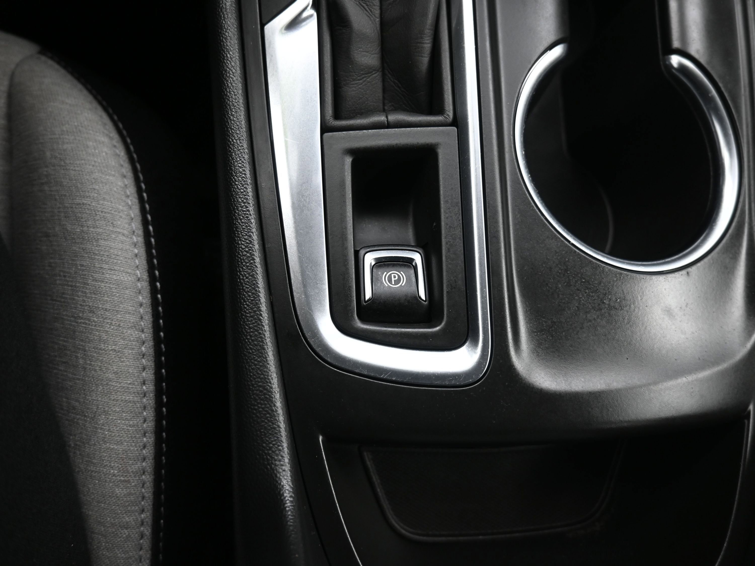 Used 2024 Chevrolet Equinox LS image 39