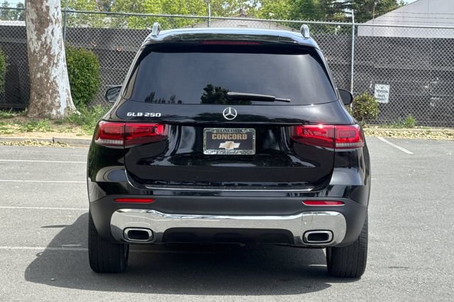 Used 2022 Mercedes-Benz GLB 250 image 5
