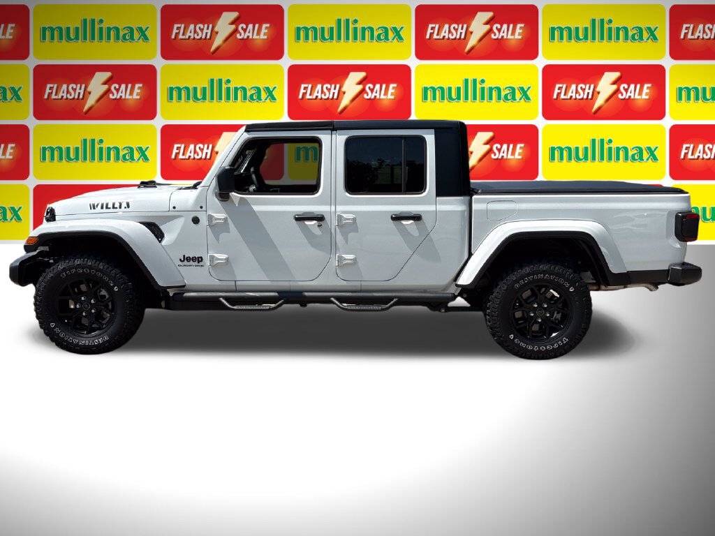 Used 2026 Jeep Gladiator Sport AWD/4WD image 24
