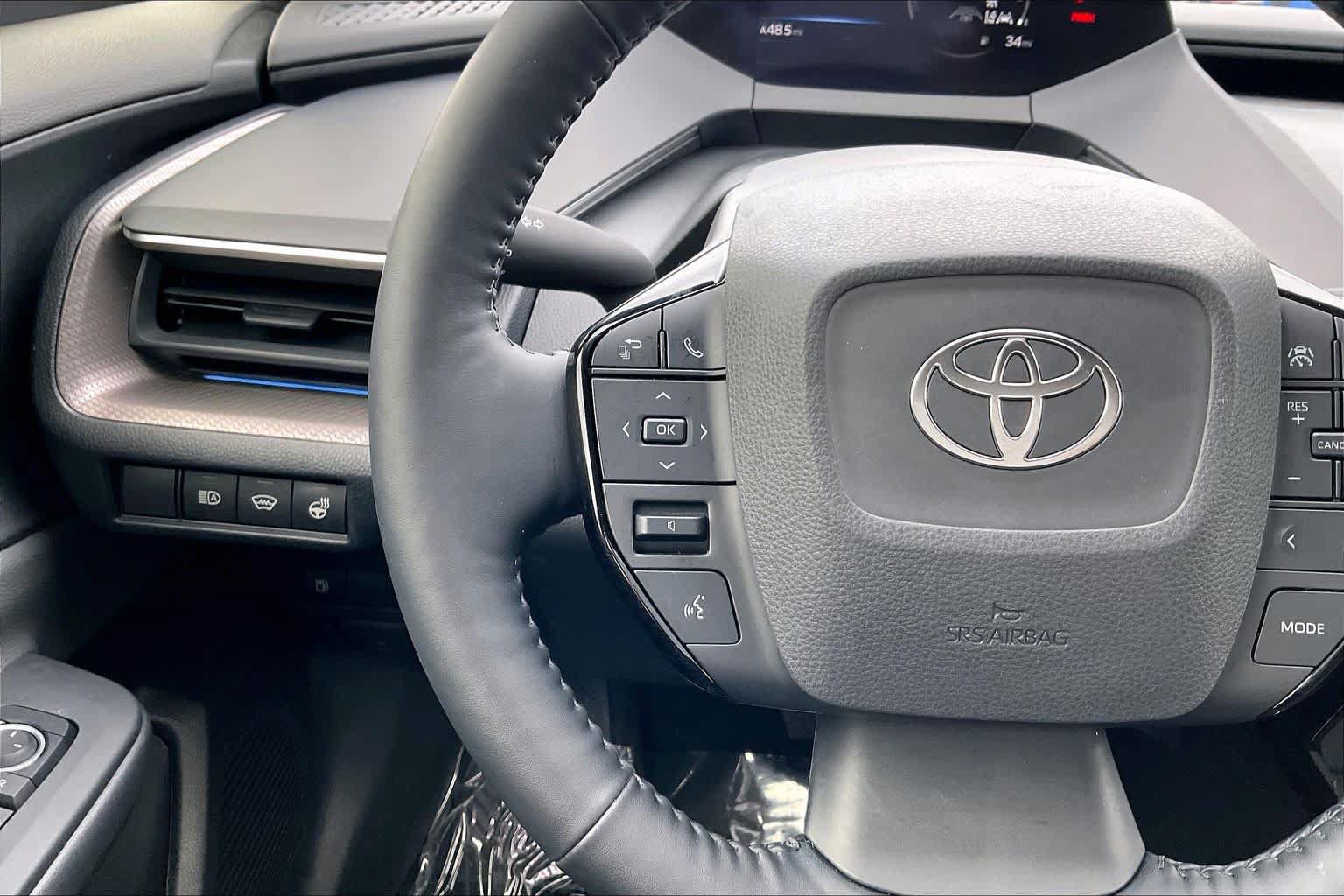 Used 2024 Toyota Prius XLE AWD/4WD image 23