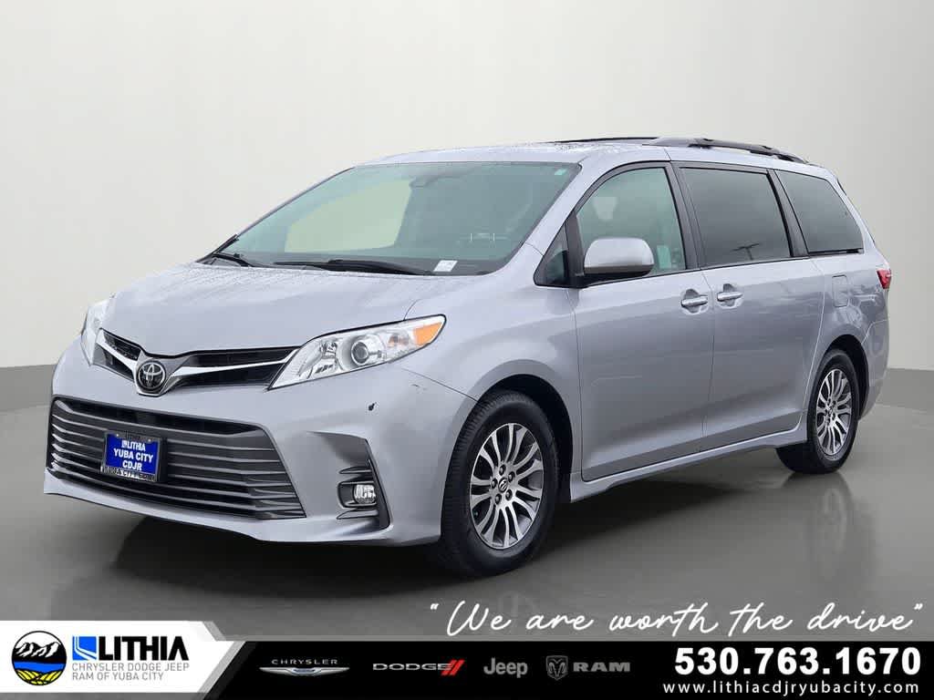 Used 2018 Toyota Sienna XLE w/ XLE Navigation Package