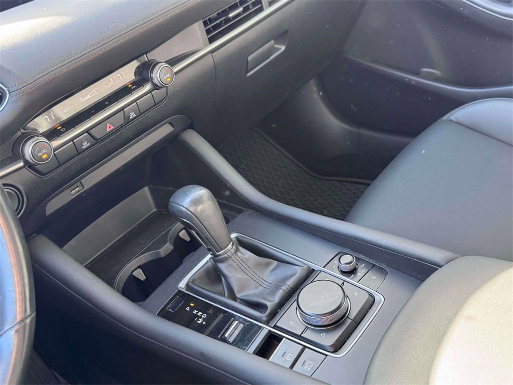 Used 2021 MAZDA MAZDA3 s image 17