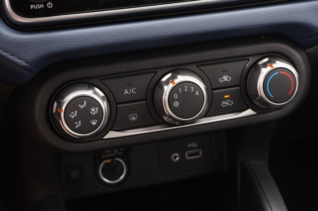 New 2025 Nissan Versa SV w/ Trunk Package image 17