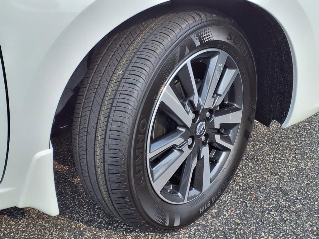 New 2025 Nissan Versa SV w/ Trunk Package image 6