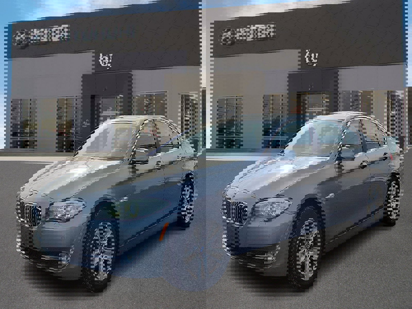 Used 2013 BMW 528i xDrive Sedan image 7