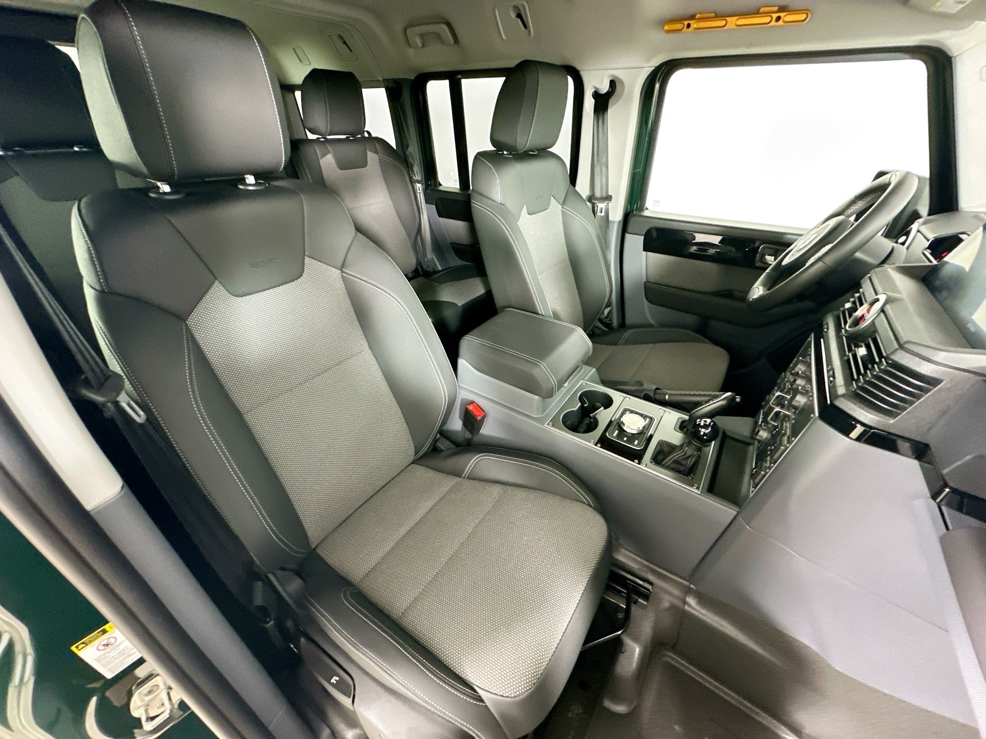 Used 2024 INEOS Grenadier Station Wagon AWD/4WD image 46