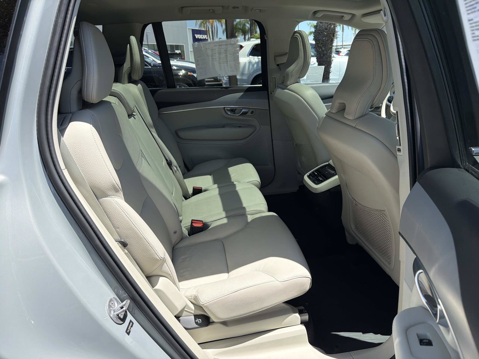 Certified 2024 Volvo XC90 B5 Core w/ Climate Package AWD/4WD image 25