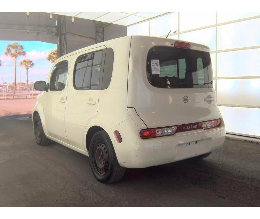 Used 2011 Nissan Cube 1.8 S w/ Interior Designer Pkg image 7