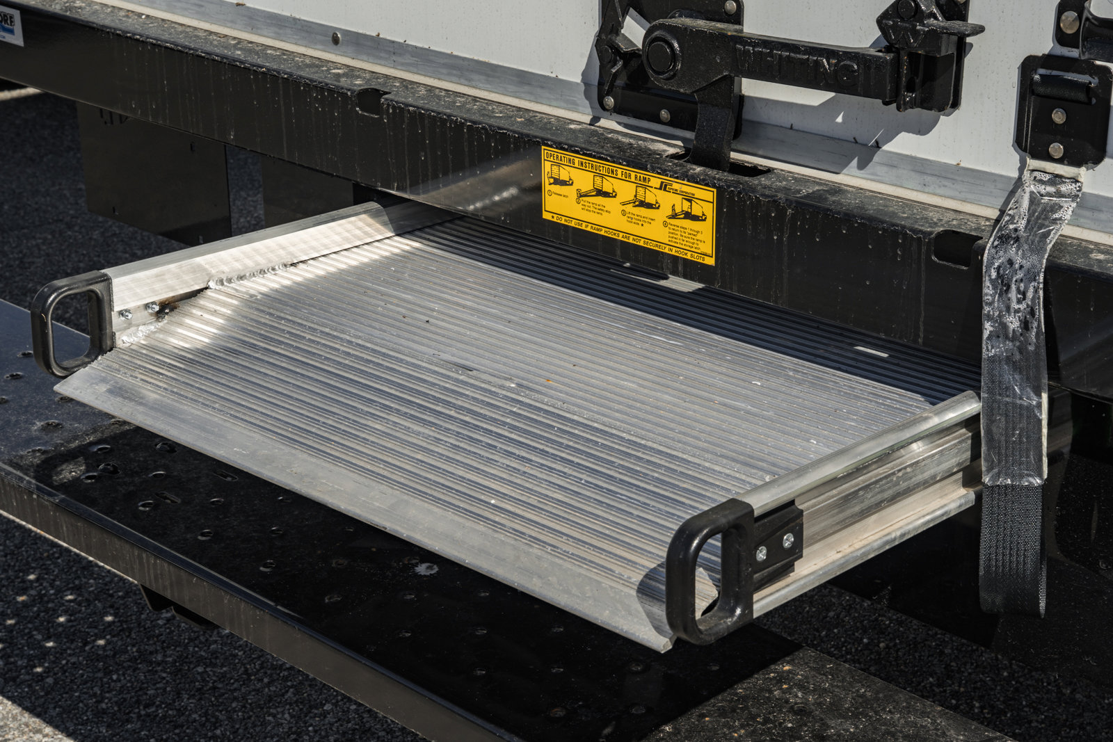 New 2026 Ford E-450 and Econoline 450 Super Duty w/ Power Equipment Group RWD image 9