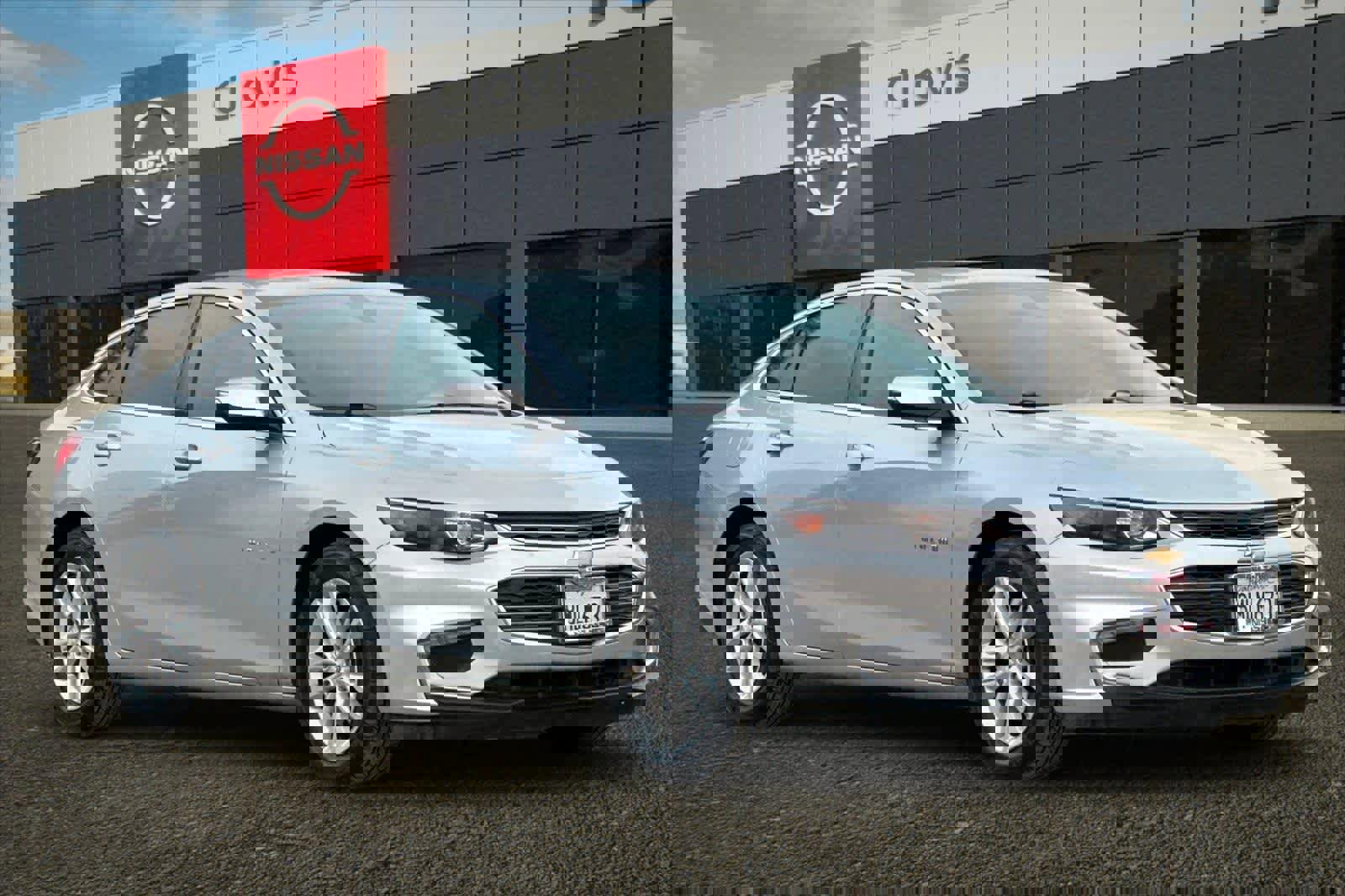 Used 2017 Chevrolet Malibu LT image 10