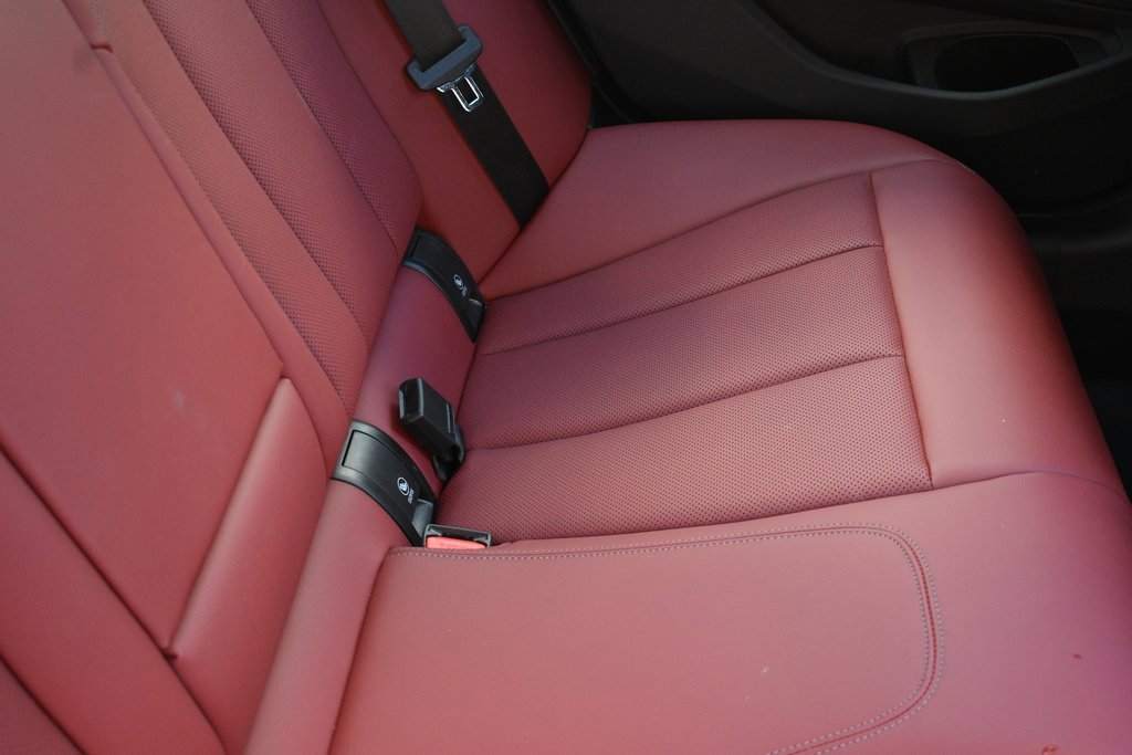 Used 2025 BMW 330i xDrive Sedan image 30