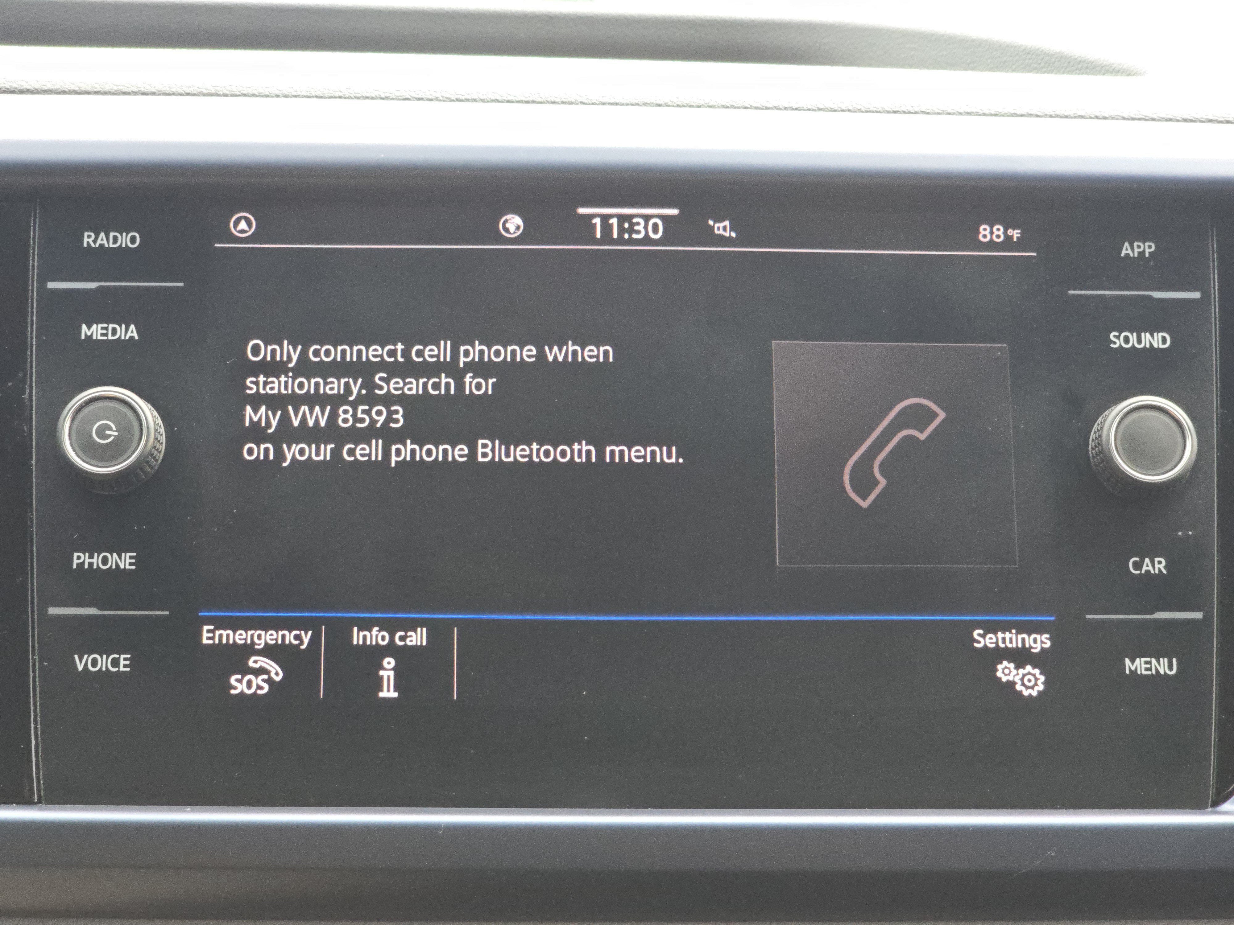 Used 2022 Volkswagen Taos SE FWD image 11