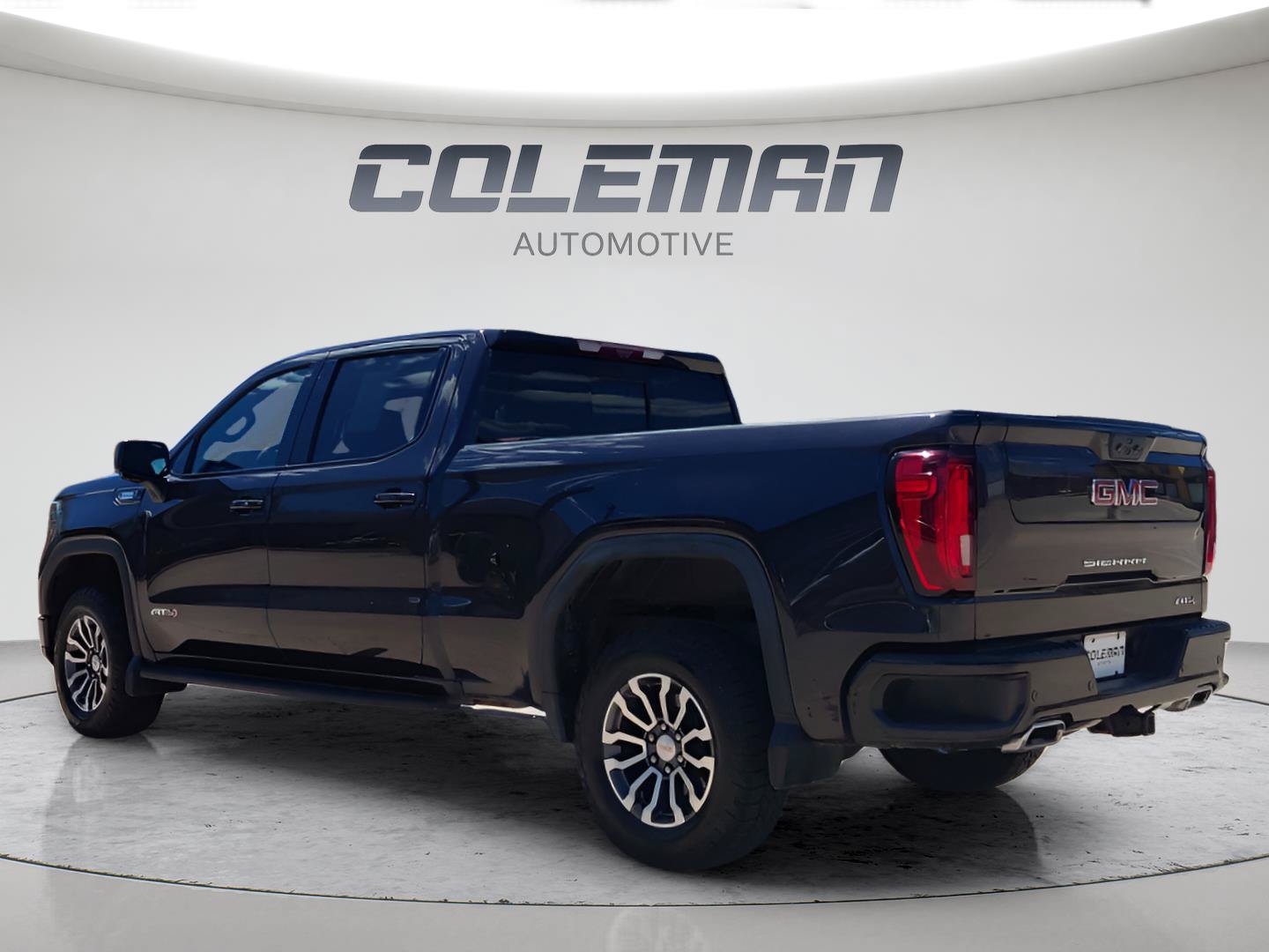 Used 2022 GMC Sierra 1500 AT4 w/ AT4 Premium Package AWD/4WD image 7