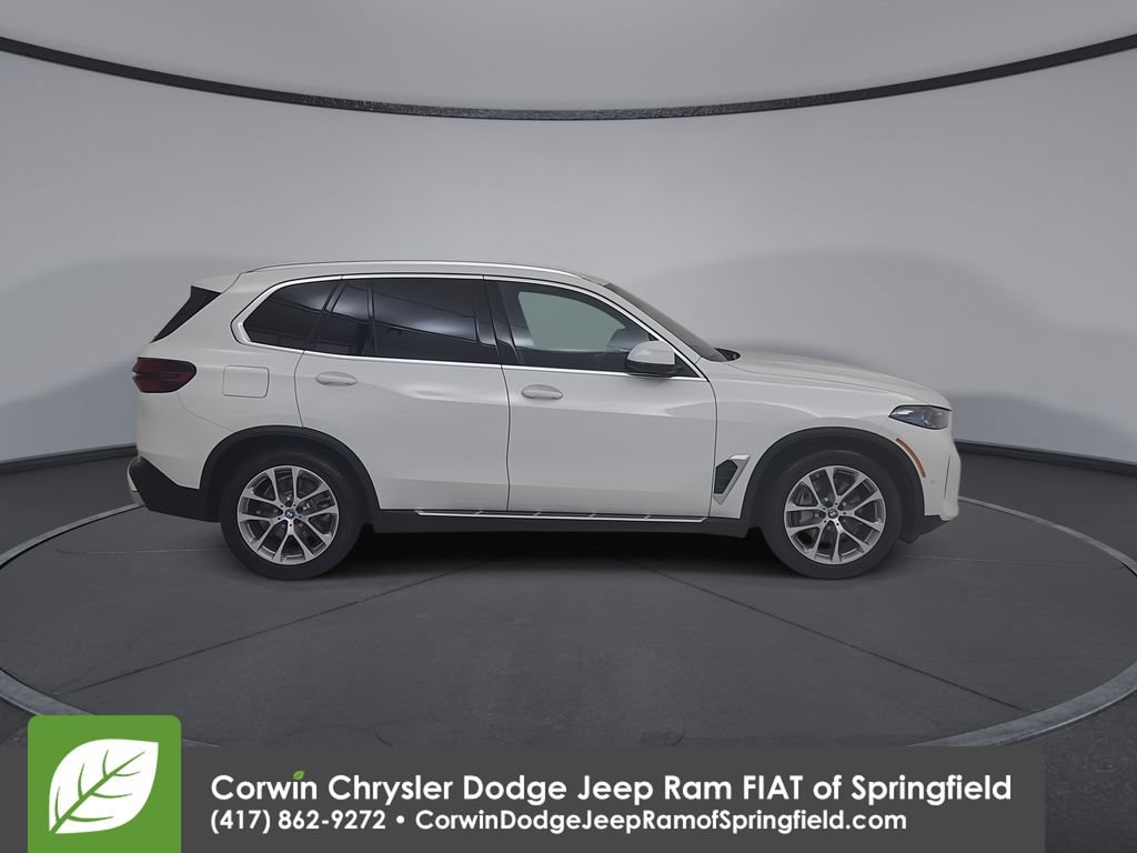 Used 2025 BMW X5 xDrive50e AWD/4WD image 17