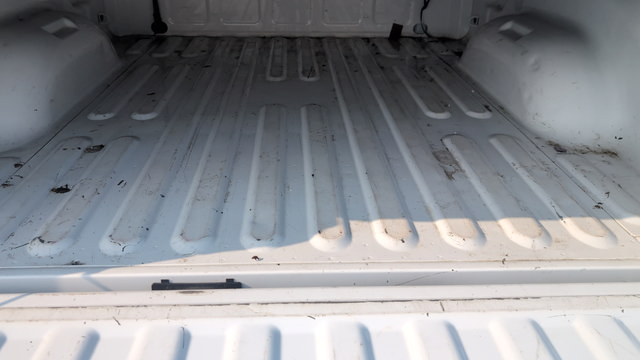 Used 2021 RAM 1500 Classic SLT AWD/4WD image 25