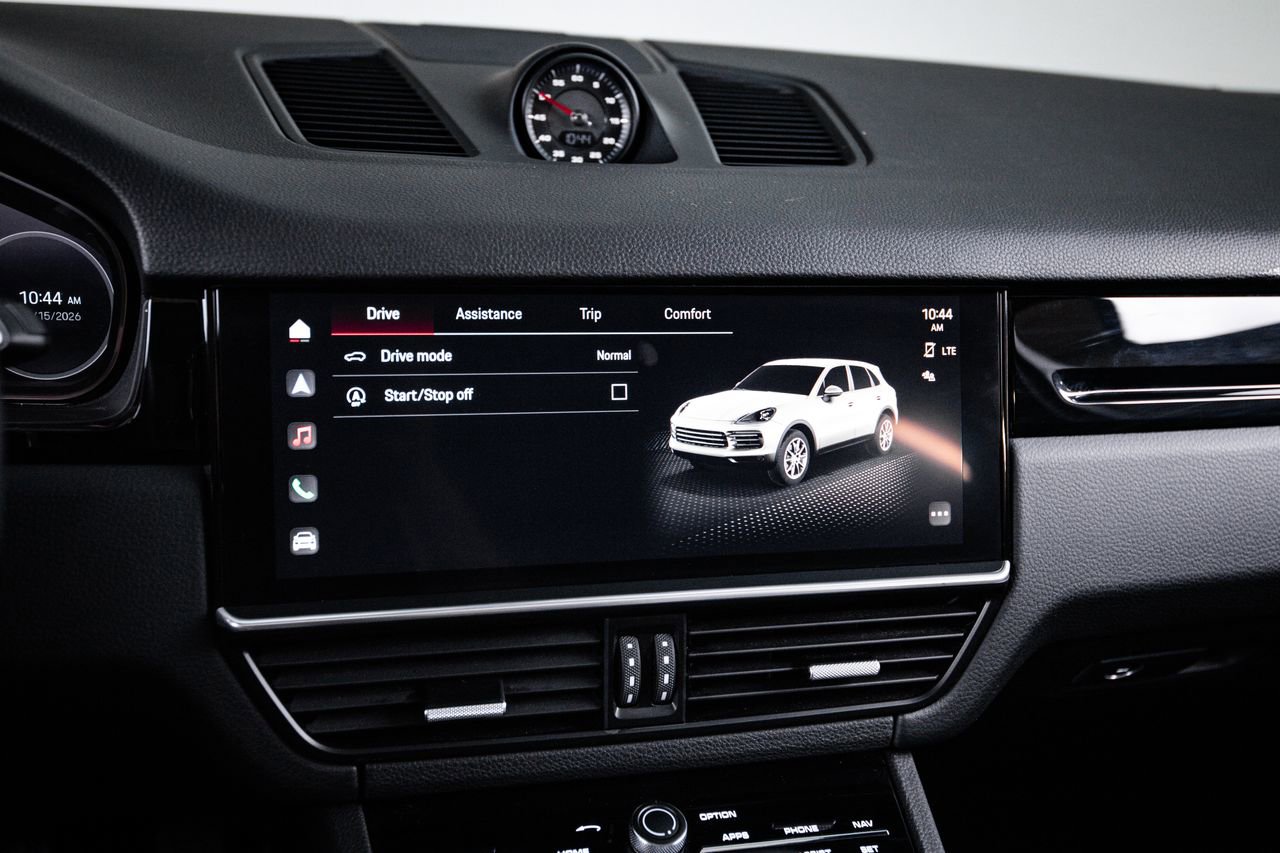 Certified 2023 Porsche Cayenne AWD/4WD image 15