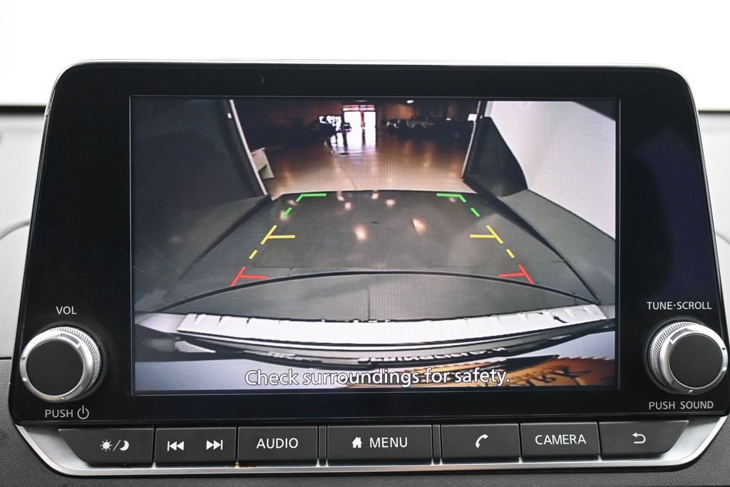 Used 2022 Nissan Altima 2.5 SV FWD image 12