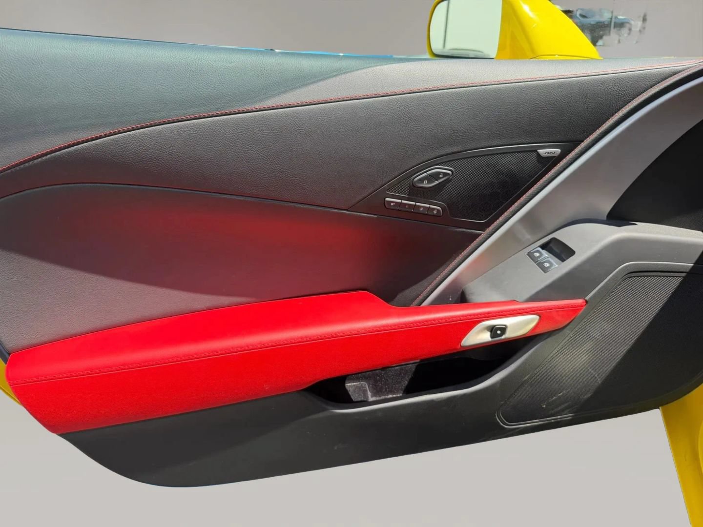 Used 2014 Chevrolet Corvette Stingray Coupe w/ 2LT Preferred Equipment Group RWD image 9