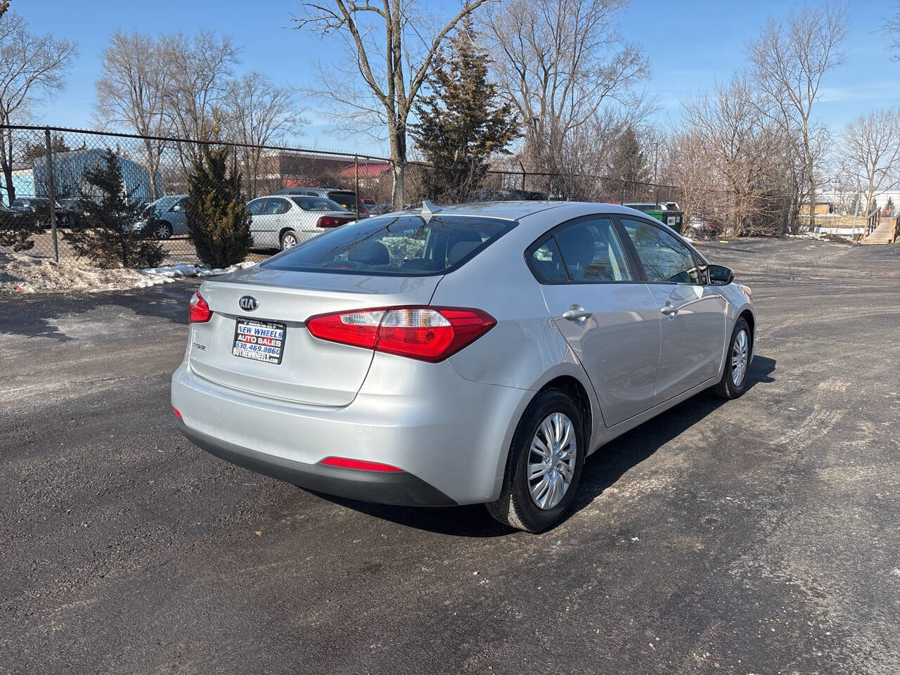 Used 2016 Kia Forte LX image 5