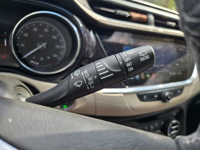 Used 2021 Buick Encore GX Select FWD image 23