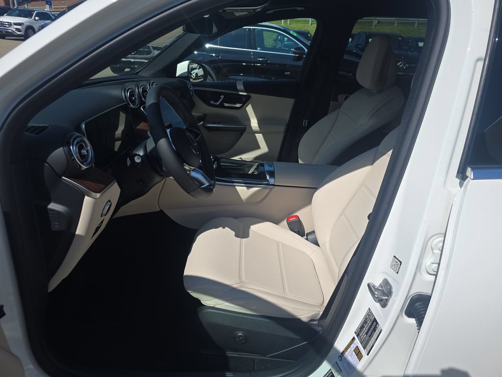 New 2026 Mercedes-Benz GLC 300 4MATIC image 9