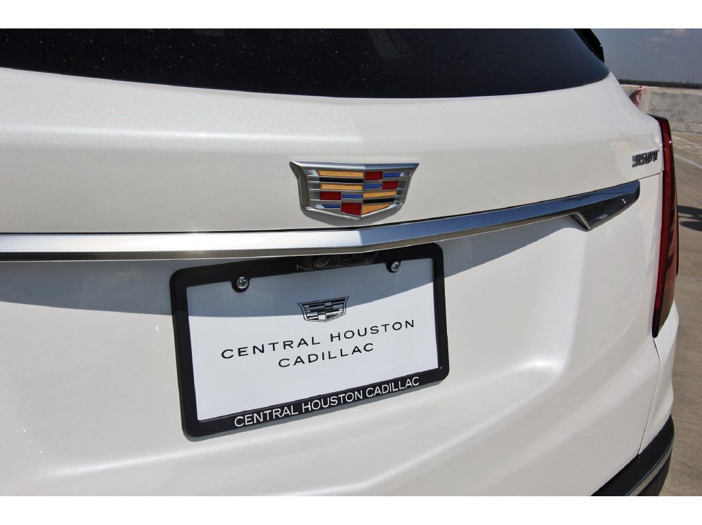 Certified 2026 Cadillac XT5 Premium Luxury w/ Driver Assist Package FWD image 31
