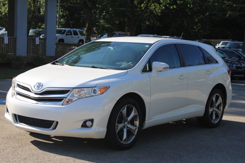 Used 2013 Toyota Venza XLE image 3