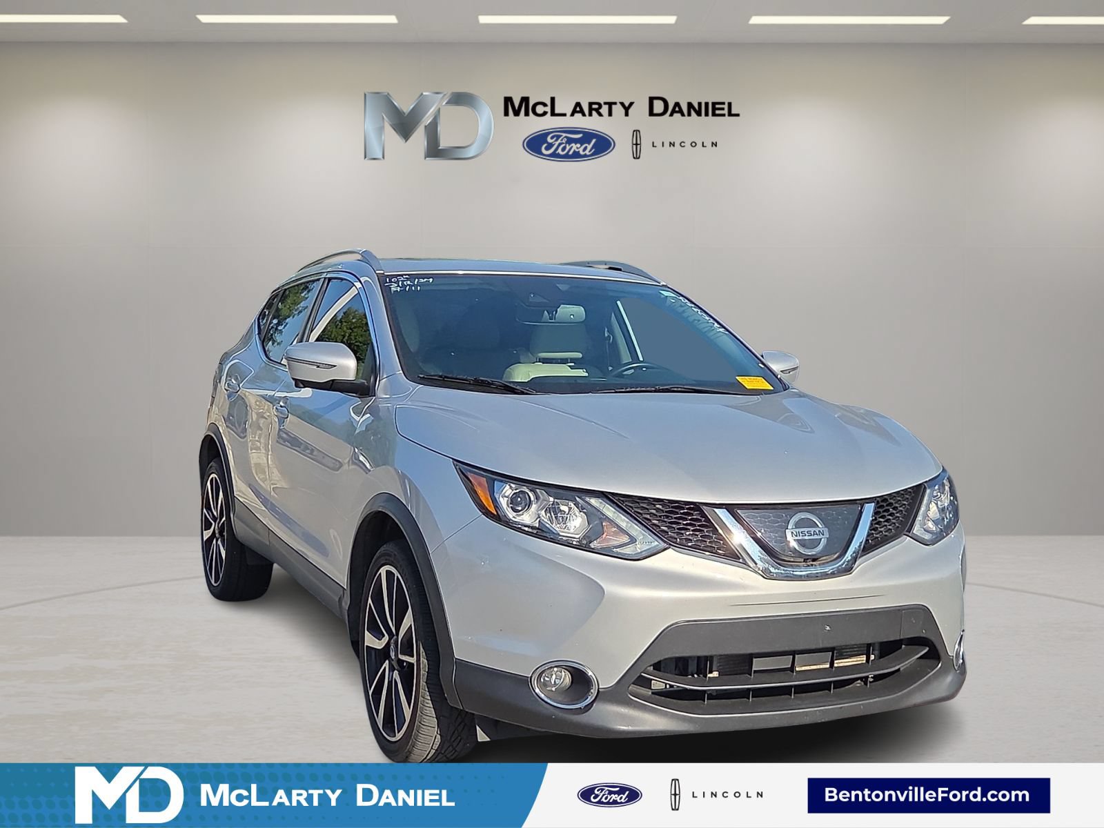 Used 2019 Nissan Rogue Sport SL w/ Premium Package FWD video 1