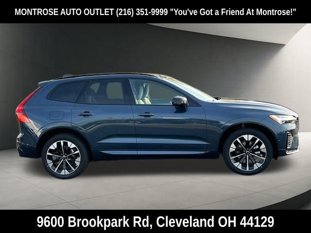 New 2026 Volvo XC60 B5 Plus w/ Protection Package Premier AWD/4WD image 7