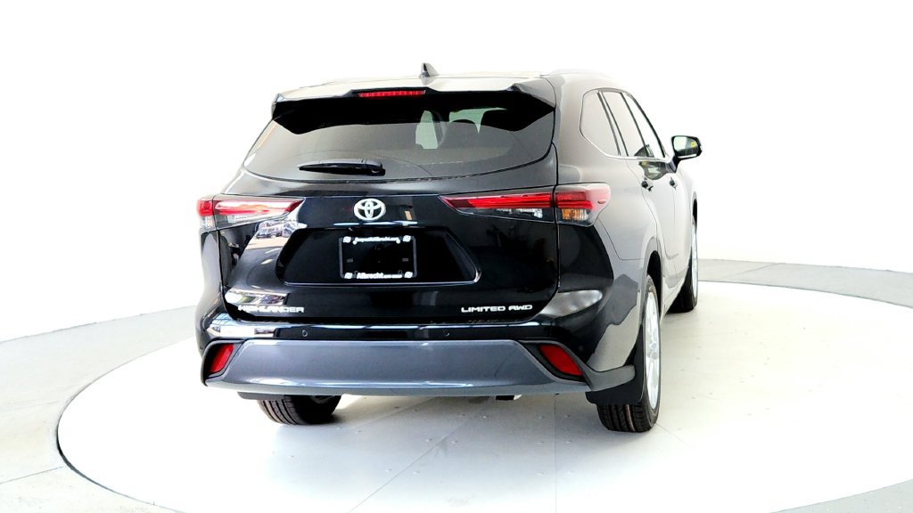New 2026 Toyota Highlander Limited AWD/4WD image 5