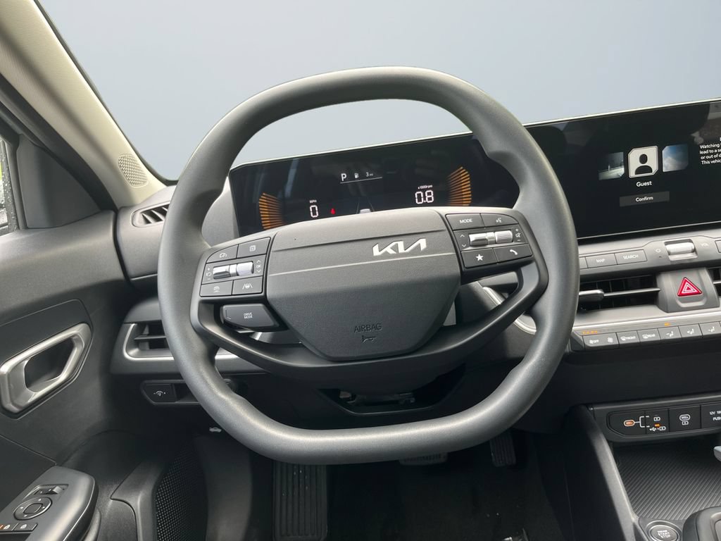 New 2026 Kia K4 FWD image 12