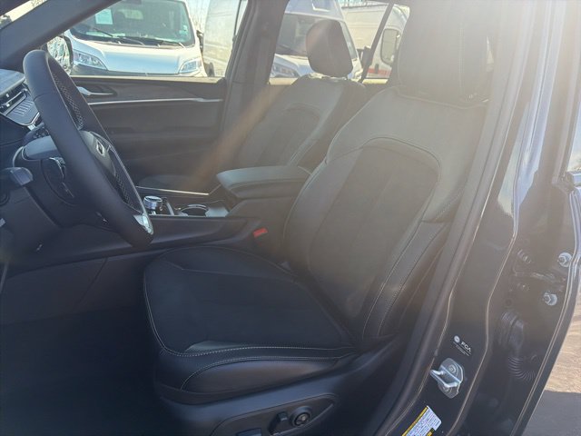 New 2026 Jeep Grand Cherokee Altitude AWD/4WD image 6