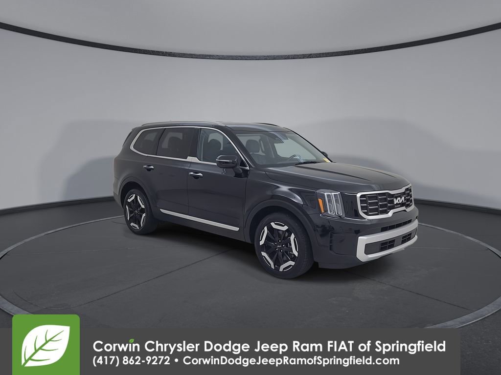 Used 2025 Kia Telluride S AWD/4WD image 3