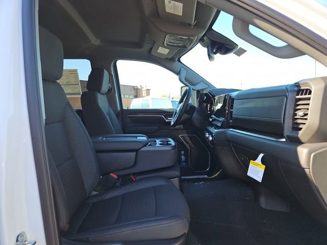 New 2026 GMC Sierra 2500 SLE w/ SLE Value Package; image 18