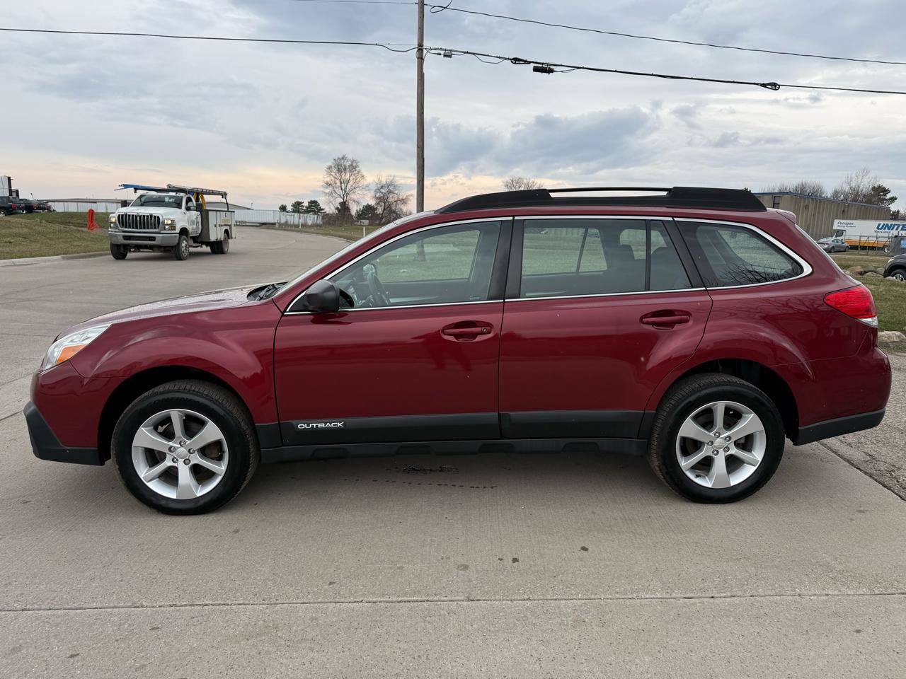 Used 2014 Subaru Outback 2.5i w/ Alloy Wheel Package image 8