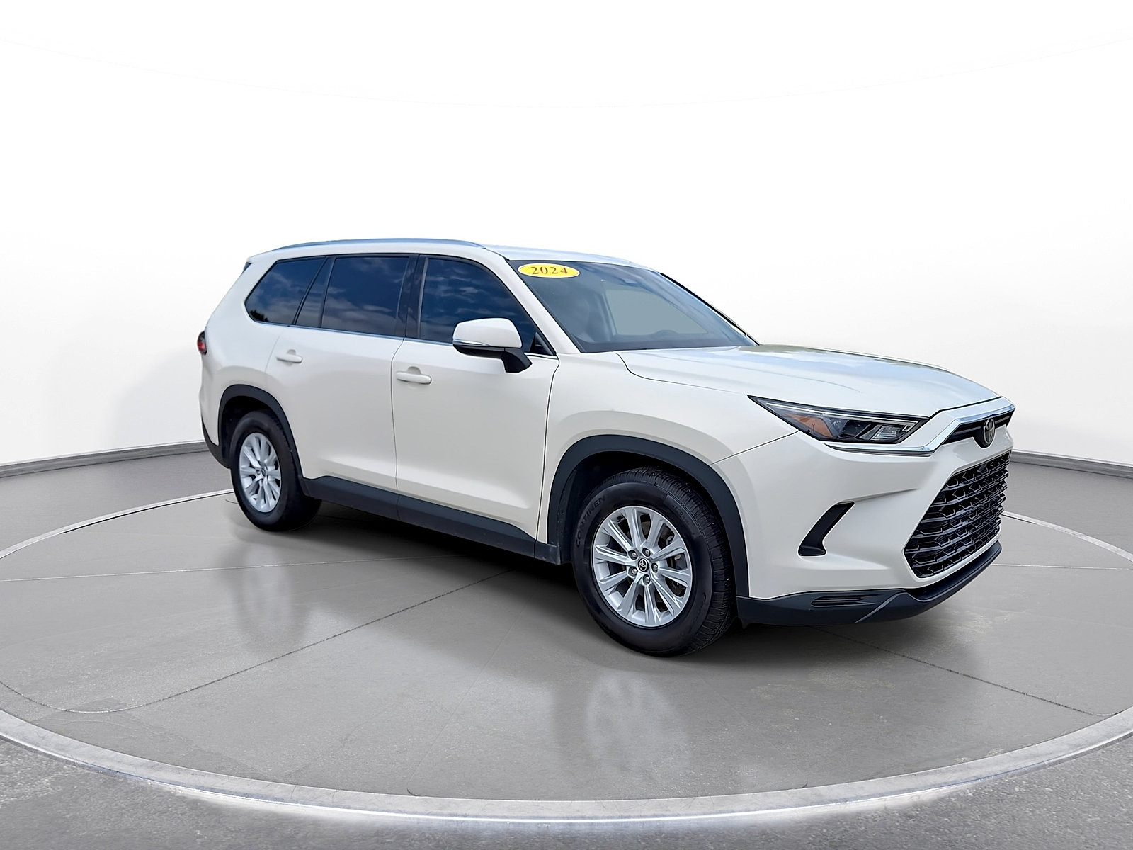 Used 2024 Toyota Grand Highlander AWD video 2