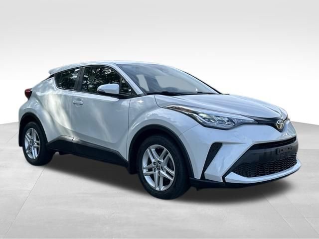 Used 2021 Toyota C-HR LE FWD image 7