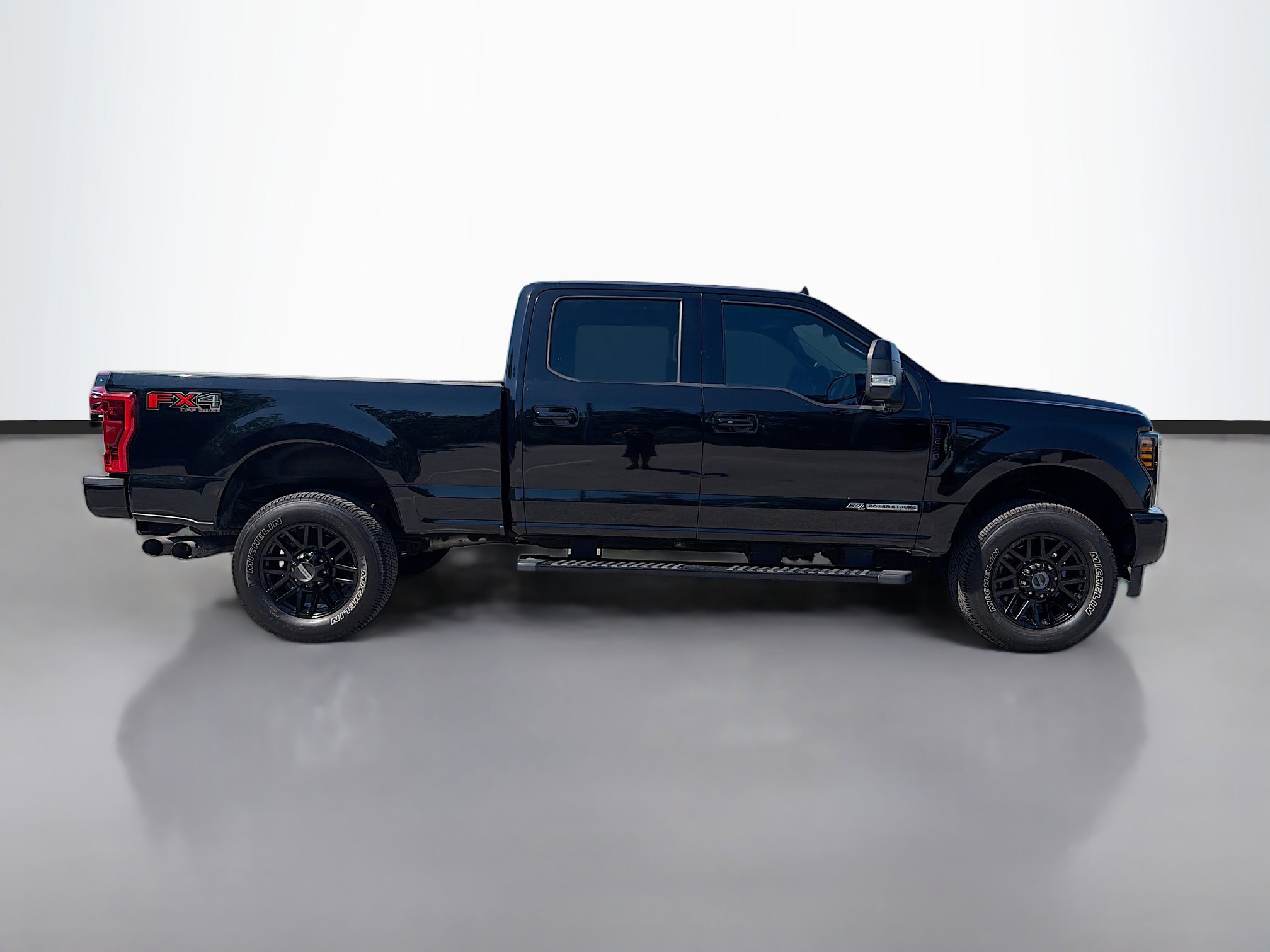 Used 2019 Ford F250 Lariat w/ Lariat Ultimate Package AWD/4WD image 6