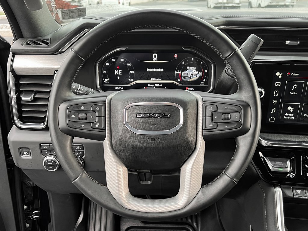 Used 2025 GMC Sierra 2500 Denali image 23