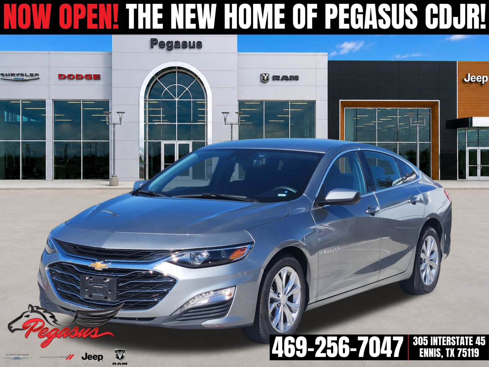 Used 2025 Chevrolet Malibu LT FWD image 2