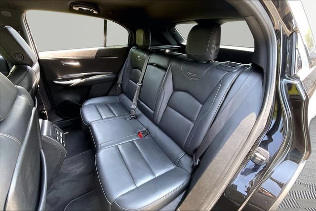 Certified 2022 Cadillac XT4 Luxury w/ Cold Weather Package FWD image 16