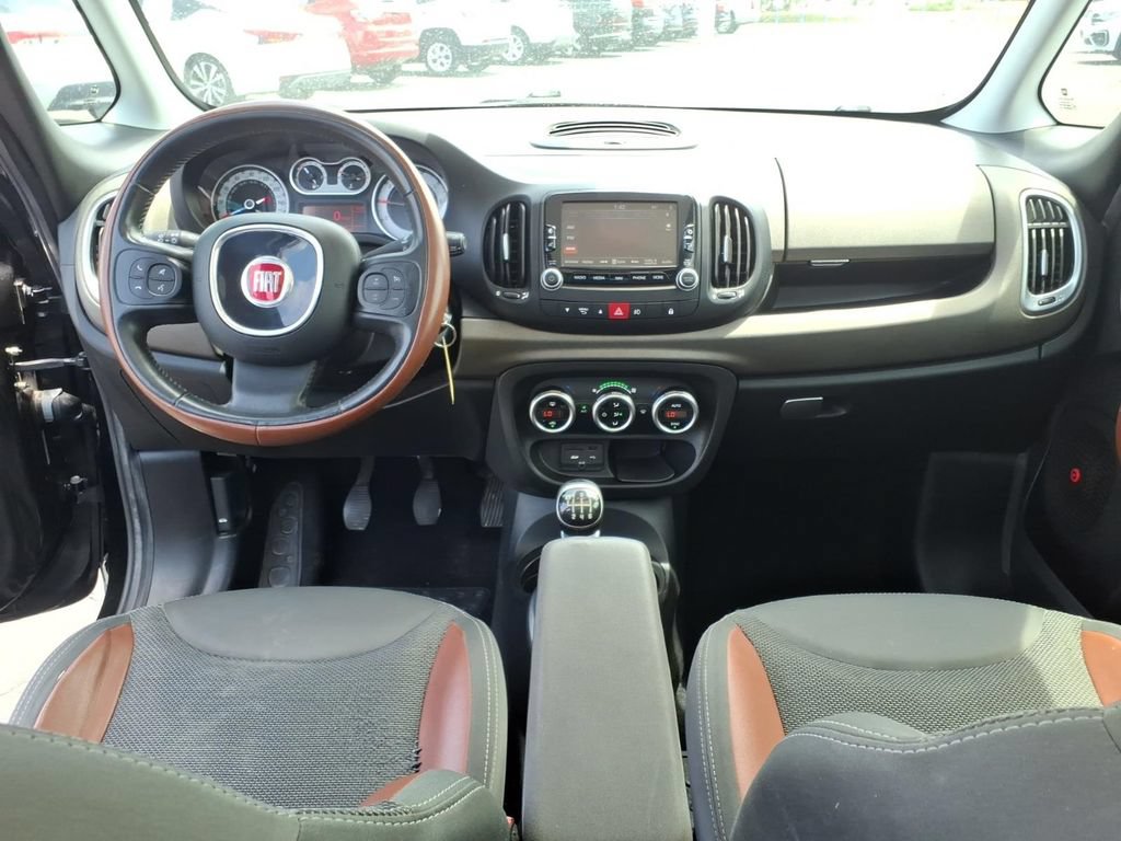 Used 2014 FIAT 500L Trekking w/ Popular Equipment Group FWD image 9