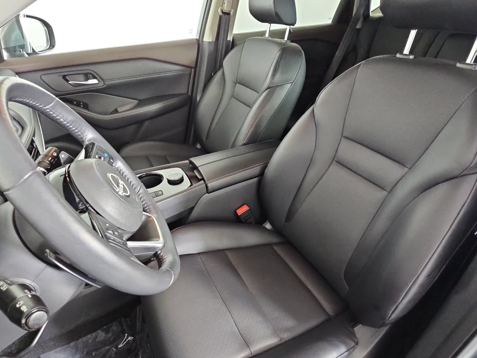 Used 2022 Nissan Rogue SV w/ SV Premium Package AWD/4WD image 15