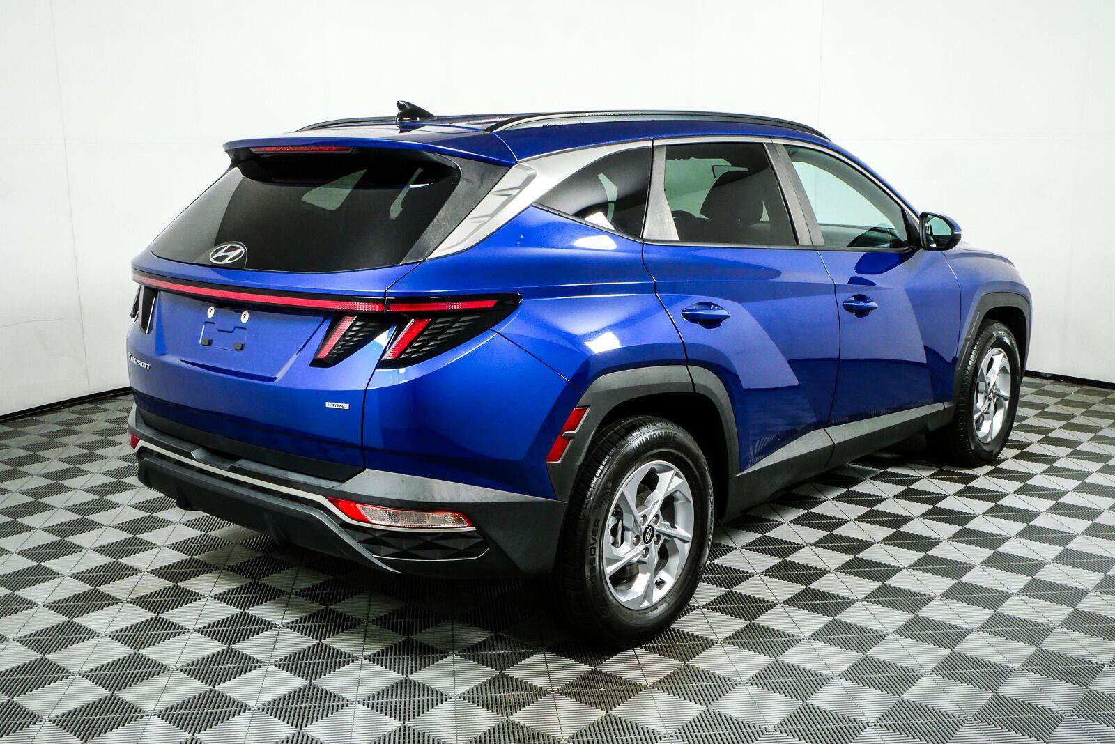 Used 2023 Hyundai Tucson SEL AWD/4WD image 3