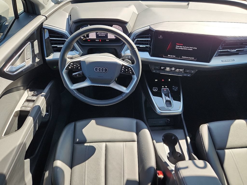 Certified 2025 Audi Q4 e-tron Premium Plus w/ Premium Plus RWD image 4